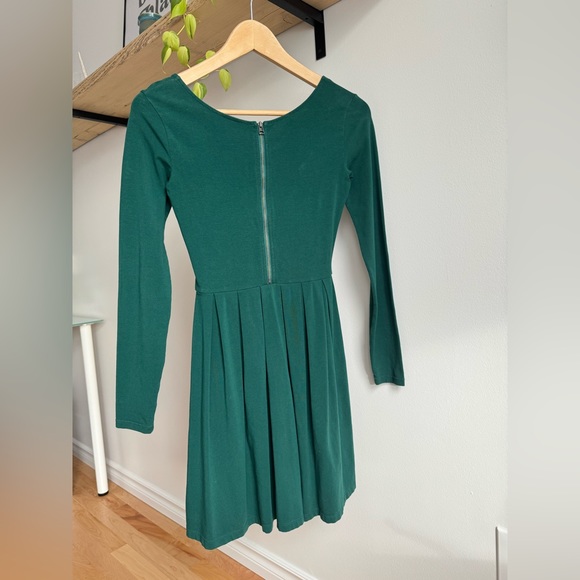 Green dress - Talula - Picture 2 of 3